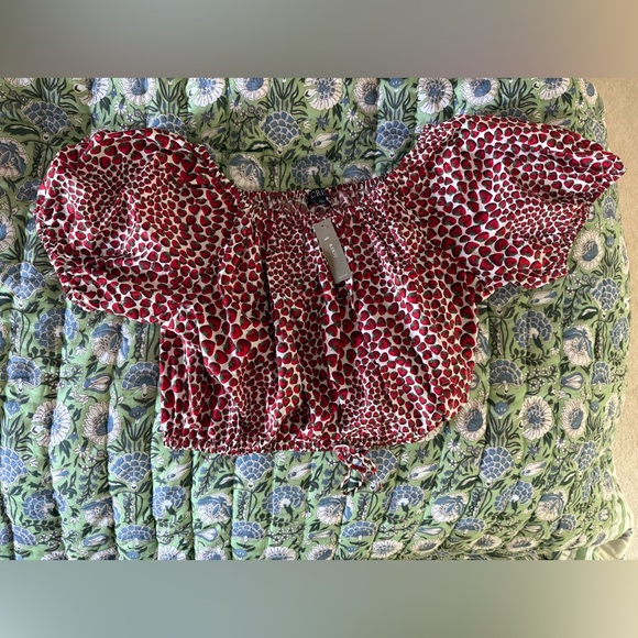 J. Crew strawberry printed crop top - Picture 1 of 4